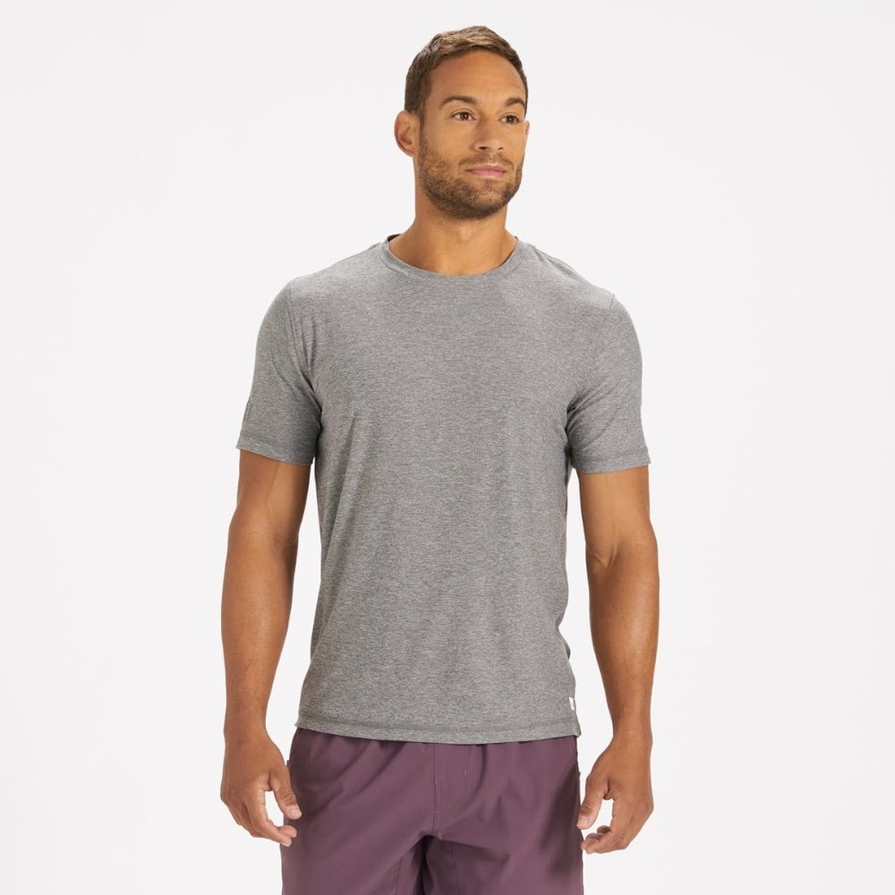 Men’s Vuori Strato Tech Tee, L (Heather Grey)